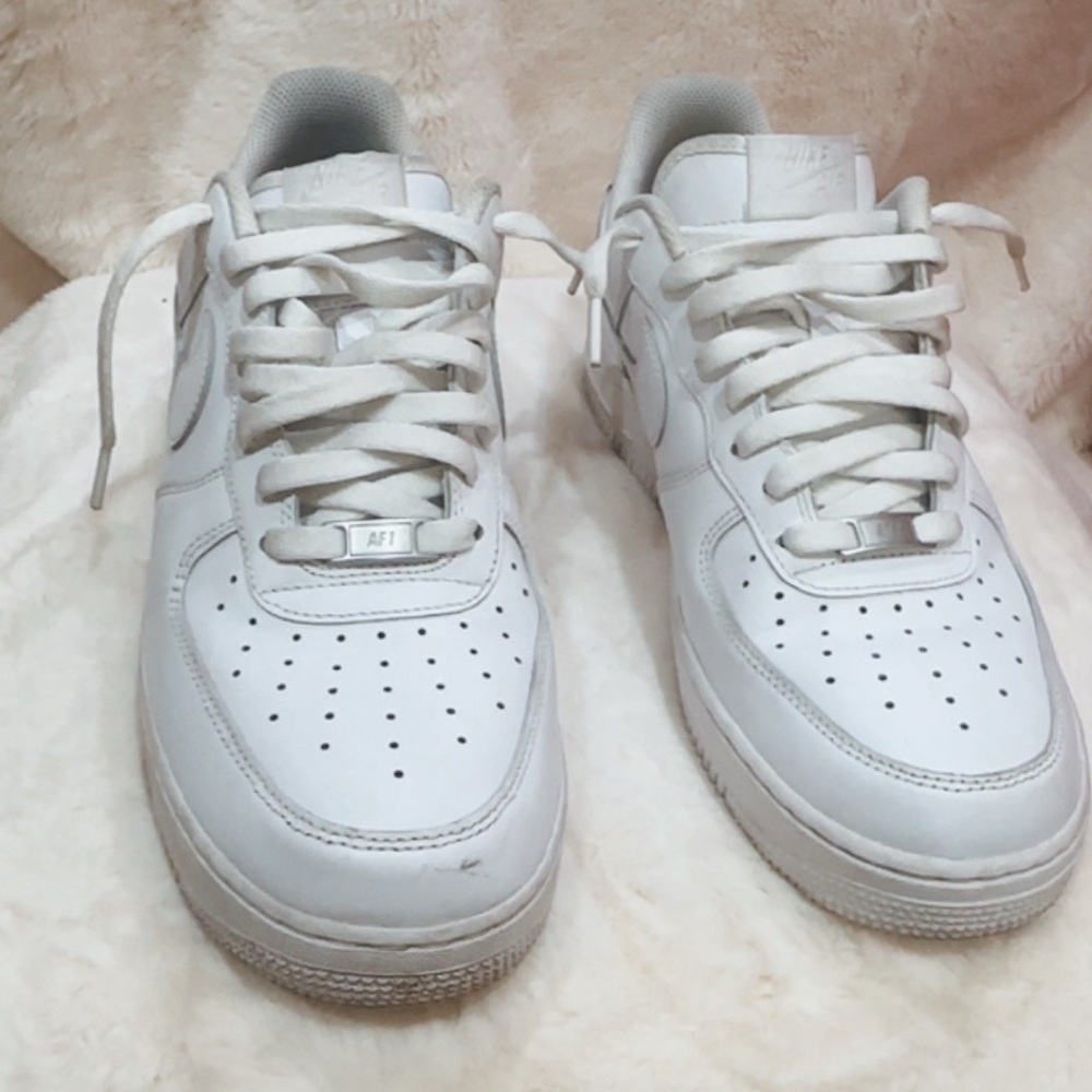 Nike Air Force 1 White Sneakers